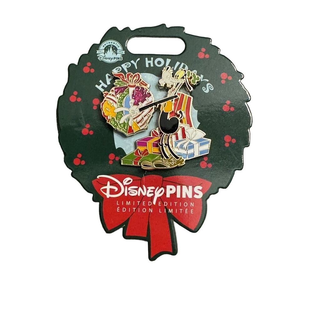 2023 Disney Parks Happy Holidays Christmas Goofy LE 3000 Pin